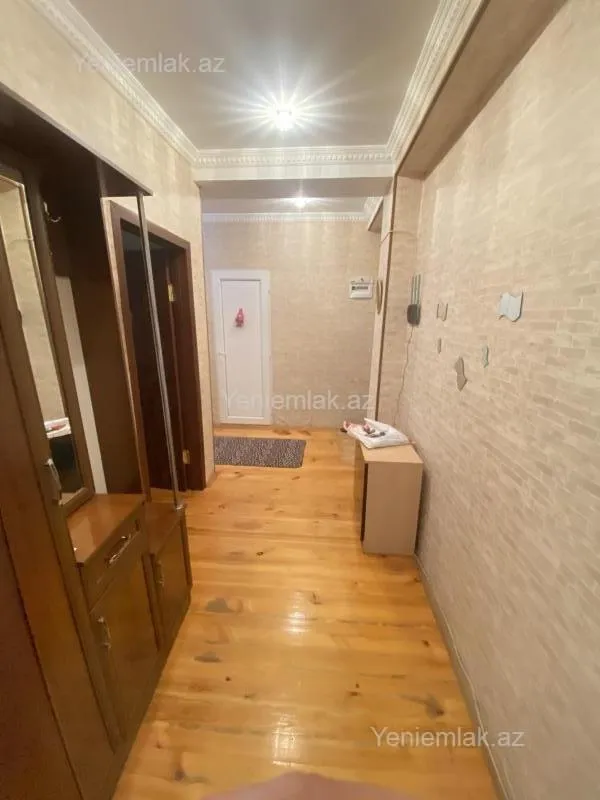 Satılır 2 otaqlı yeni tikili 70.8 m²