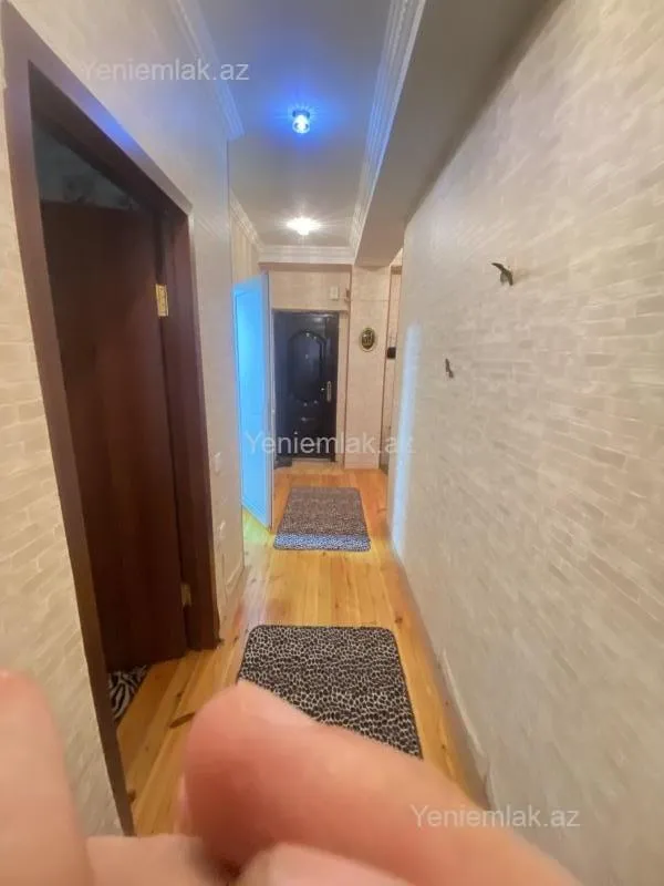 Satılır 2 otaqlı yeni tikili 70.8 m²