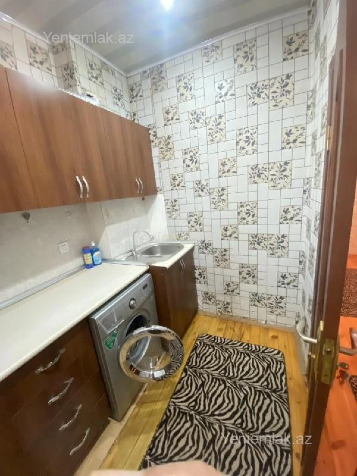 Satılır 2 otaqlı yeni tikili 70.8 m²