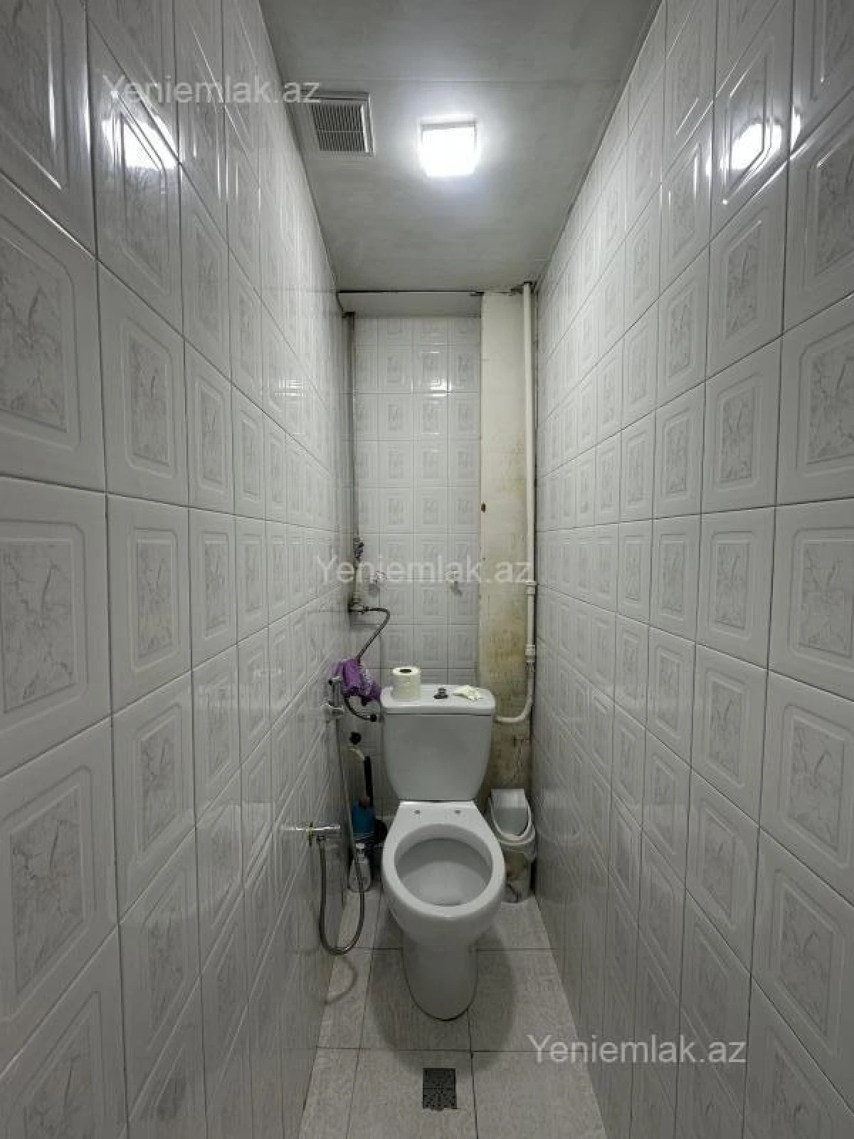 Satılır 2 otaqlı köhnə tikili 65 m²