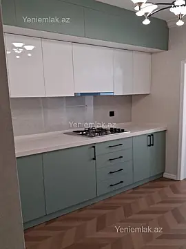 Satılır 3 otaqlı köhnə tikili 90 m²