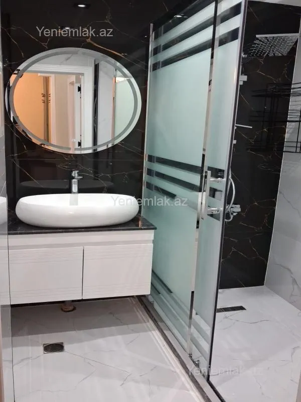 Satılır 3 otaqlı köhnə tikili 90 m²