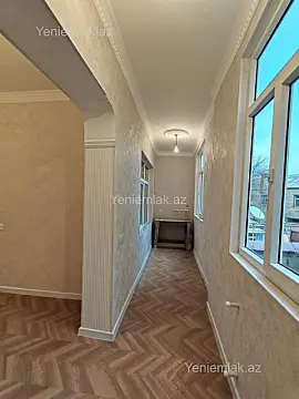 Satılır 3 otaqlı köhnə tikili 100 m²