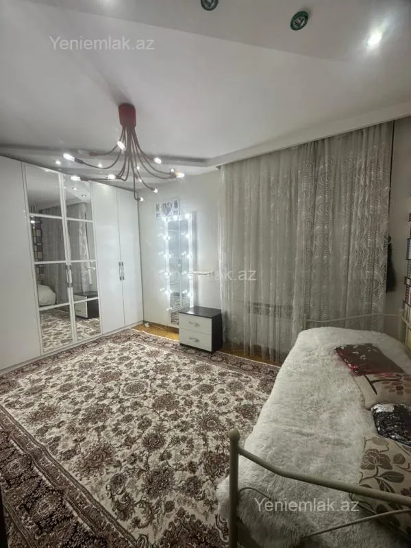 Satılır 4 otaqlı yeni tikili 131 m²