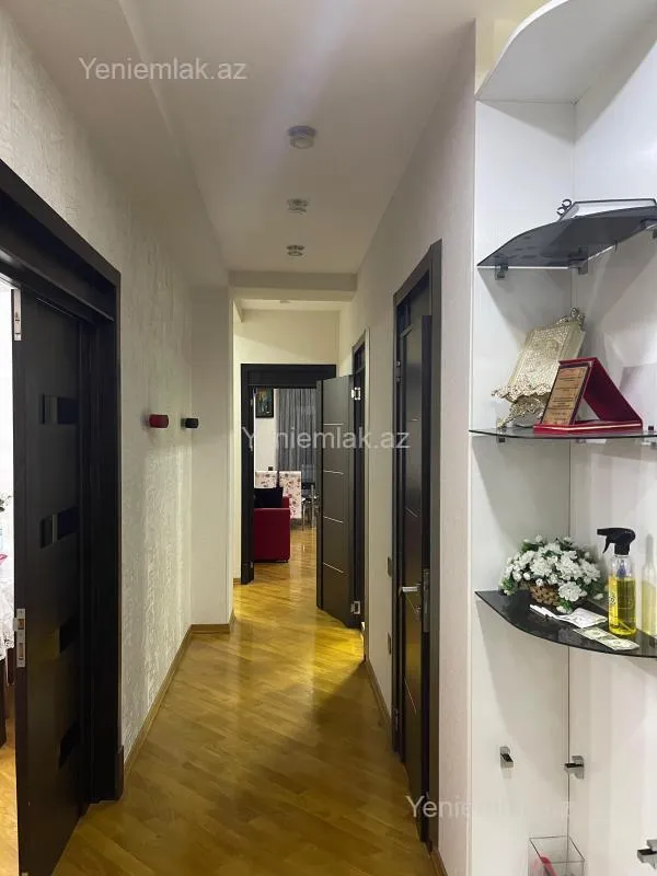 Satılır 4 otaqlı yeni tikili 131 m²