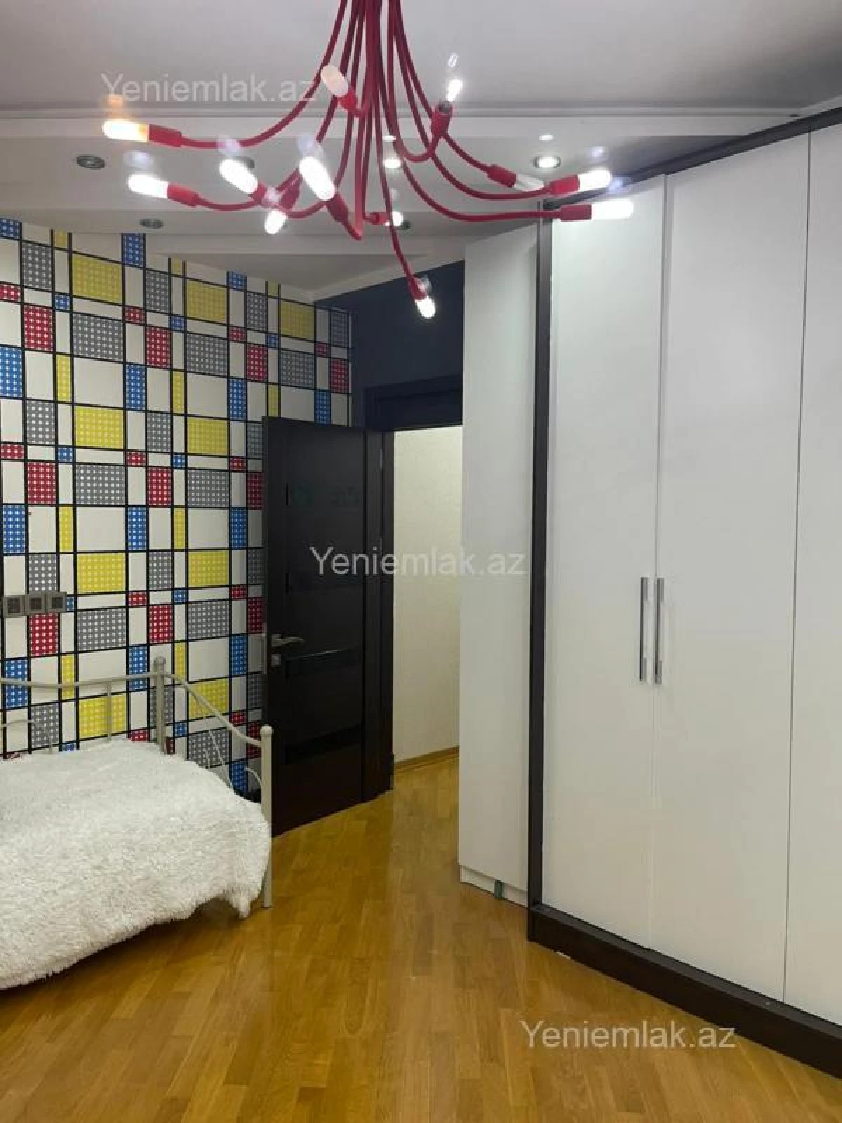 Satılır 4 otaqlı yeni tikili 131 m²