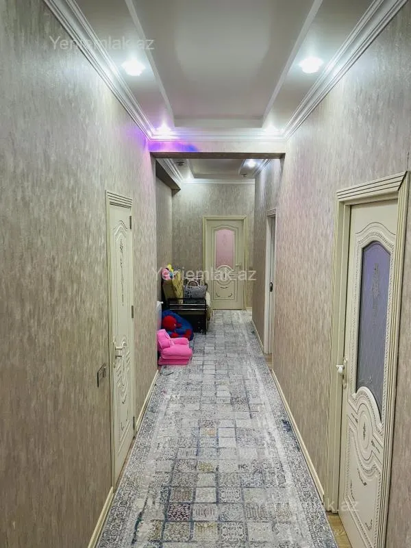 Satılır 3 otaqlı yeni tikili 118 m²