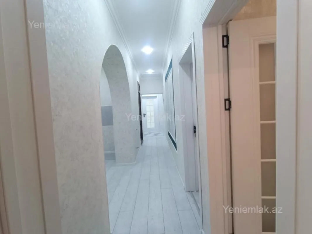 Satılır 4 otaqlı həyət evi 82 m²