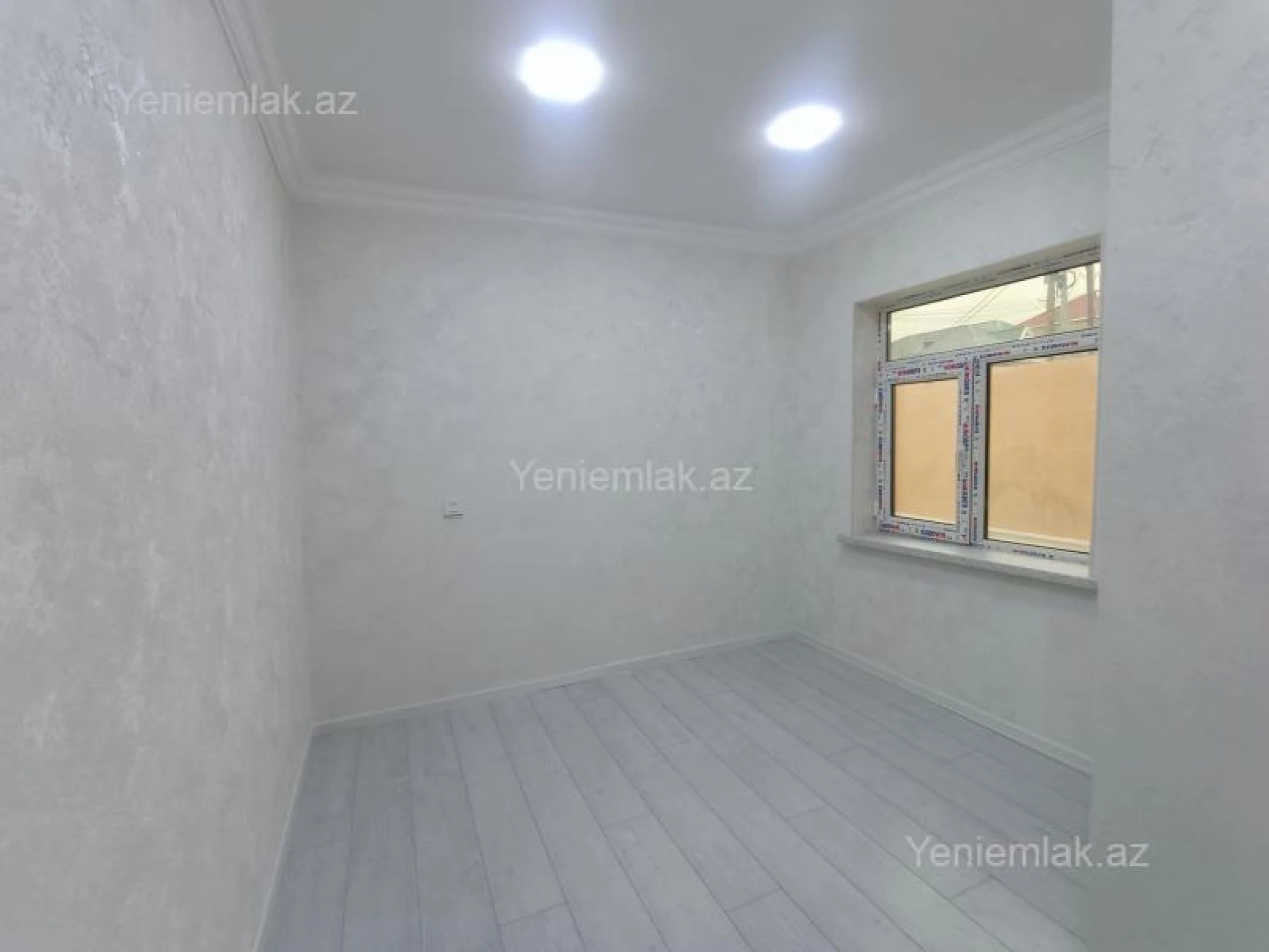 Satılır 4 otaqlı həyət evi 82 m²