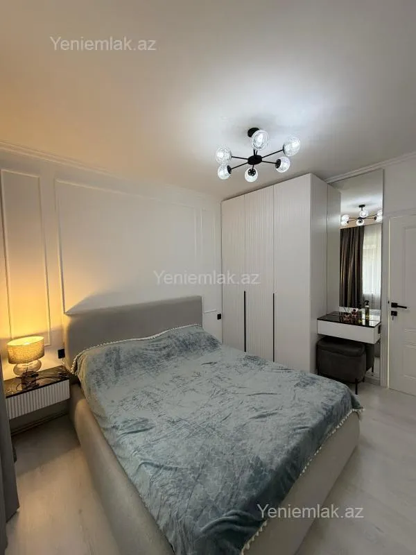 Satılır 2 otaqlı köhnə tikili 60 m²