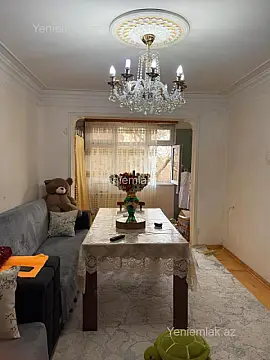 Satılır 2 otaqlı köhnə tikili 55 m²