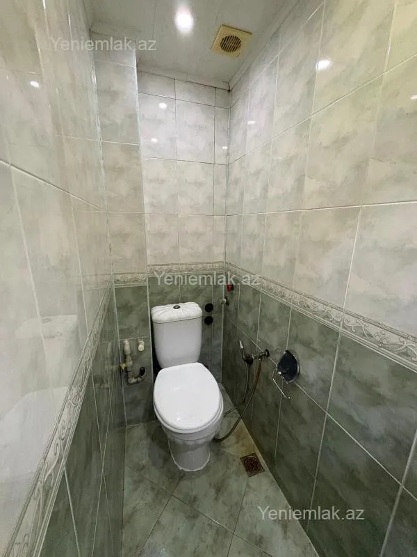 Satılır 2 otaqlı köhnə tikili 55 m²