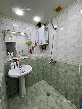 Satılır 2 otaqlı köhnə tikili 55 m²