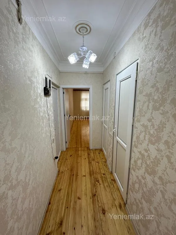 Satılır 1 otaqlı köhnə tikili 40 m²