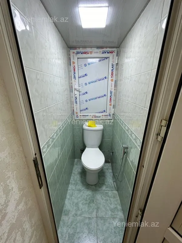 Satılır 1 otaqlı köhnə tikili 40 m²