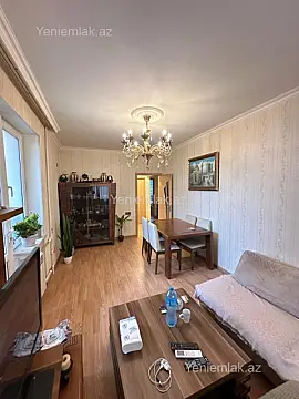 Satılır 2 otaqlı köhnə tikili 60 m²
