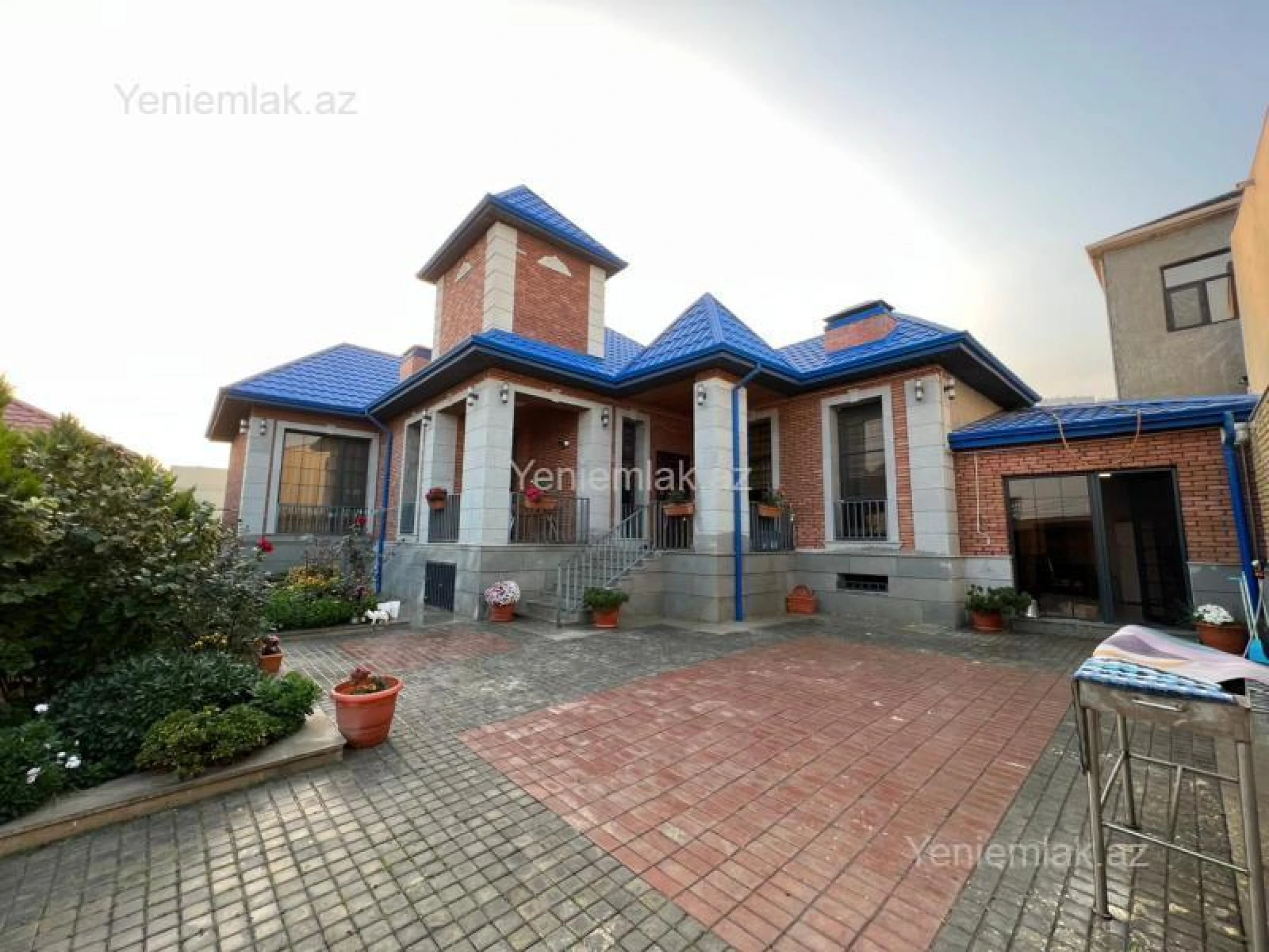 Satılır 5 otaqlı həyət evi 146 m²