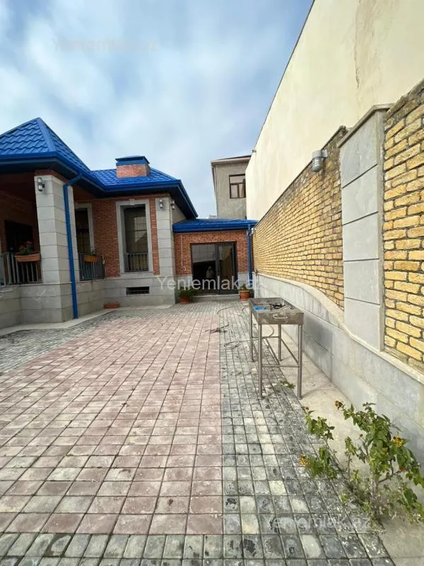 Satılır 5 otaqlı həyət evi 146 m²