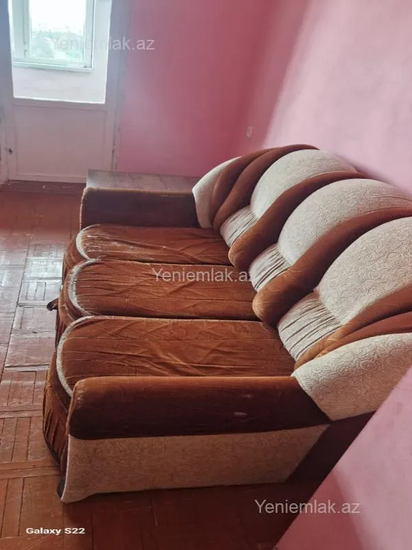 Satılır 1 otaqlı köhnə tikili 42 m²