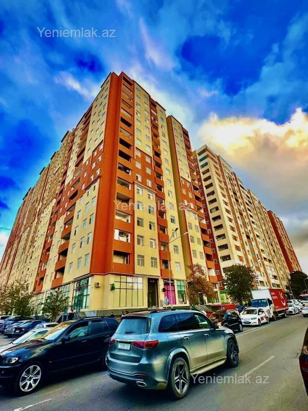 Satılır 2 otaqlı yeni tikili 60 m²