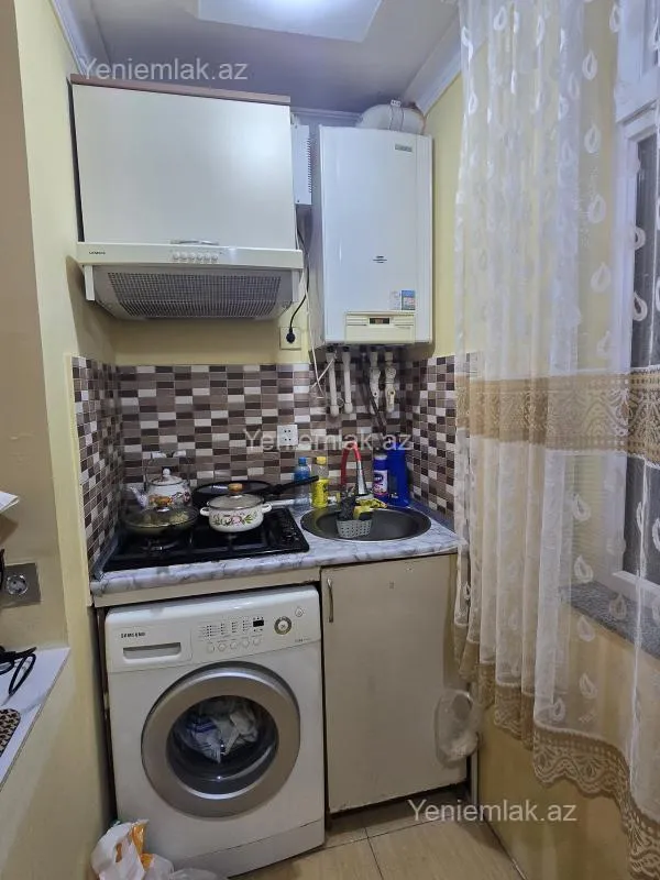 Satılır 2 otaqlı köhnə tikili 35 m²