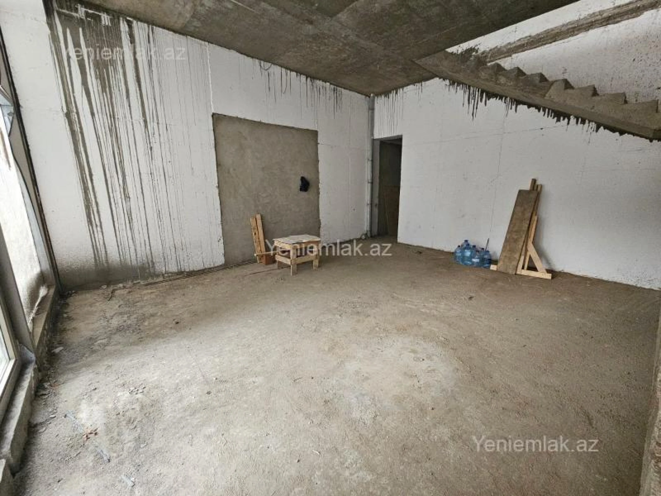 Satılır 1 otaqlı obyekt 112 m²