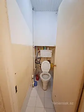 Satılır 3 otaqlı köhnə tikili 80 m²