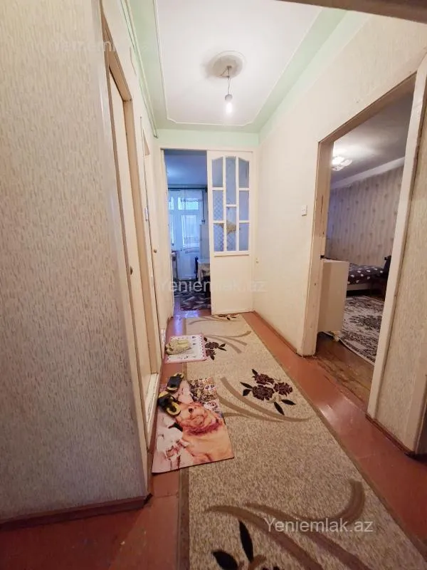 Satılır 3 otaqlı köhnə tikili 80 m²