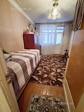 Satılır 3 otaqlı köhnə tikili 80 m²