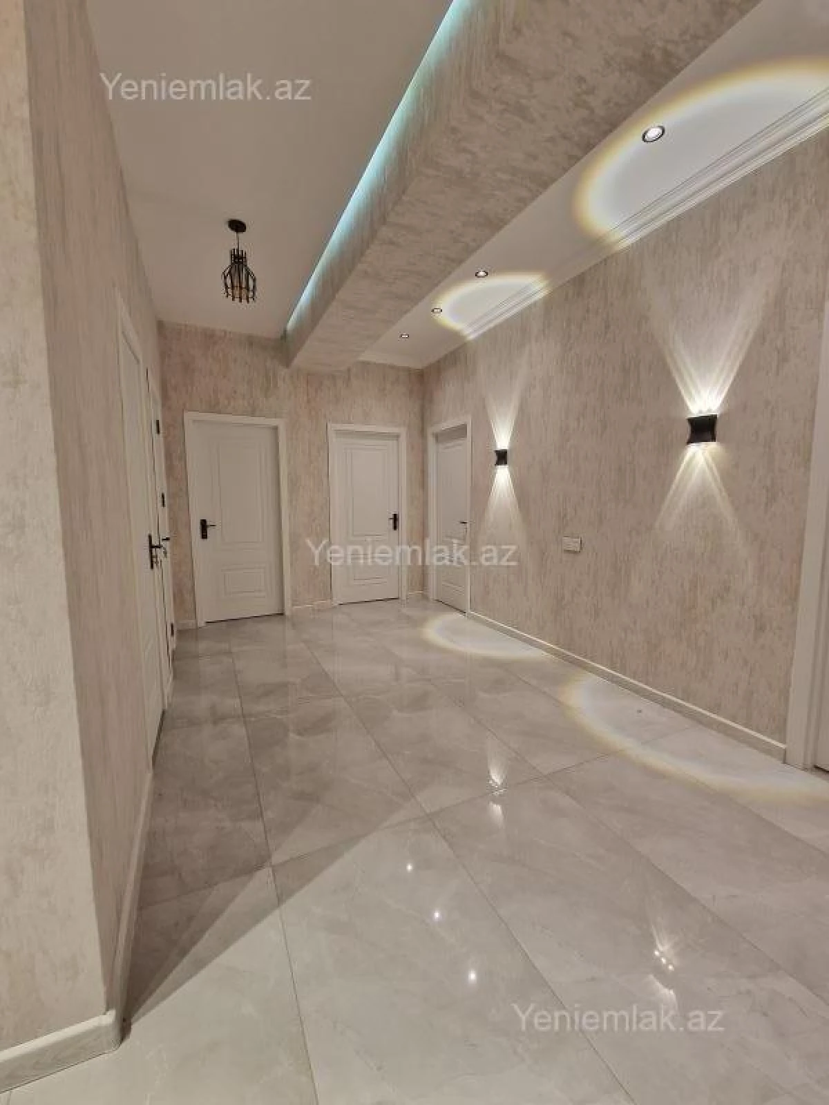 Satılır 3 otaqlı yeni tikili 107 m²