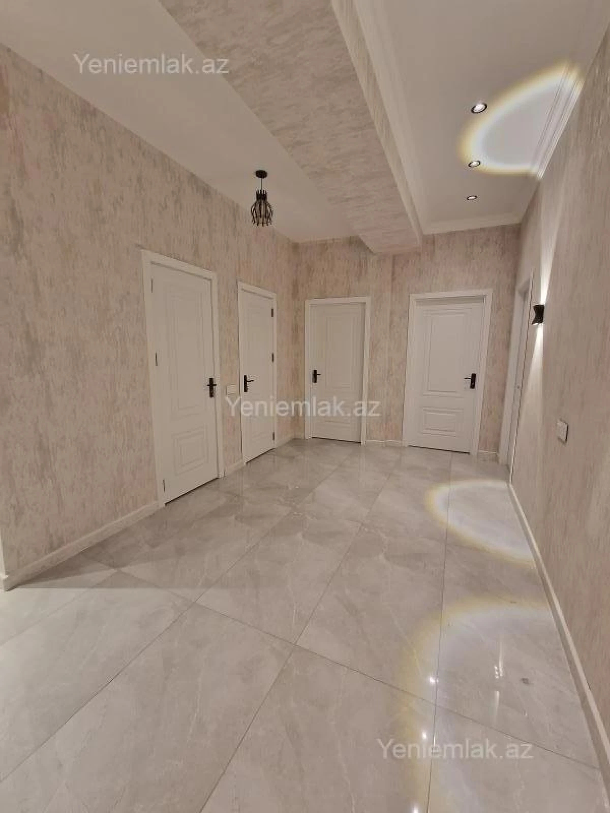 Satılır 3 otaqlı yeni tikili 107 m²