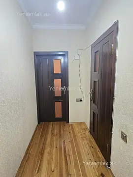 Satılır 1 otaqlı köhnə tikili 36 m²