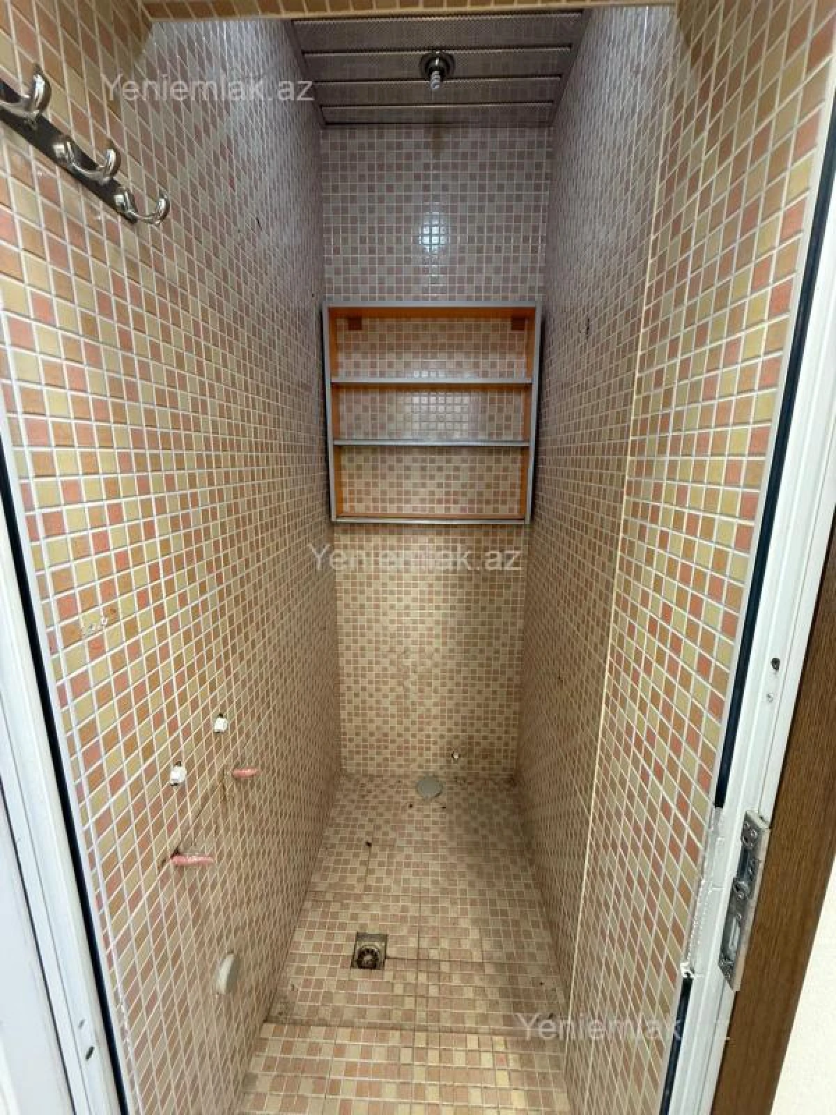 Satılır 1 otaqlı obyekt 143 m²