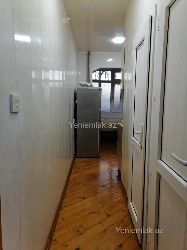 Satılır 3 otaqlı köhnə tikili 79.9 m²
