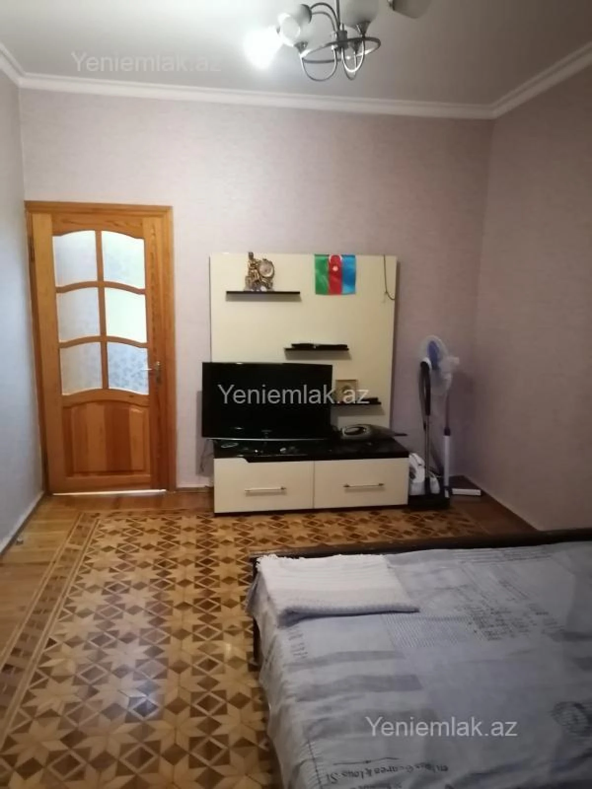 Satılır 3 otaqlı köhnə tikili 79.9 m²