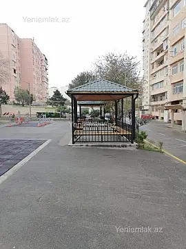 Satılır 3 otaqlı köhnə tikili 79.9 m²