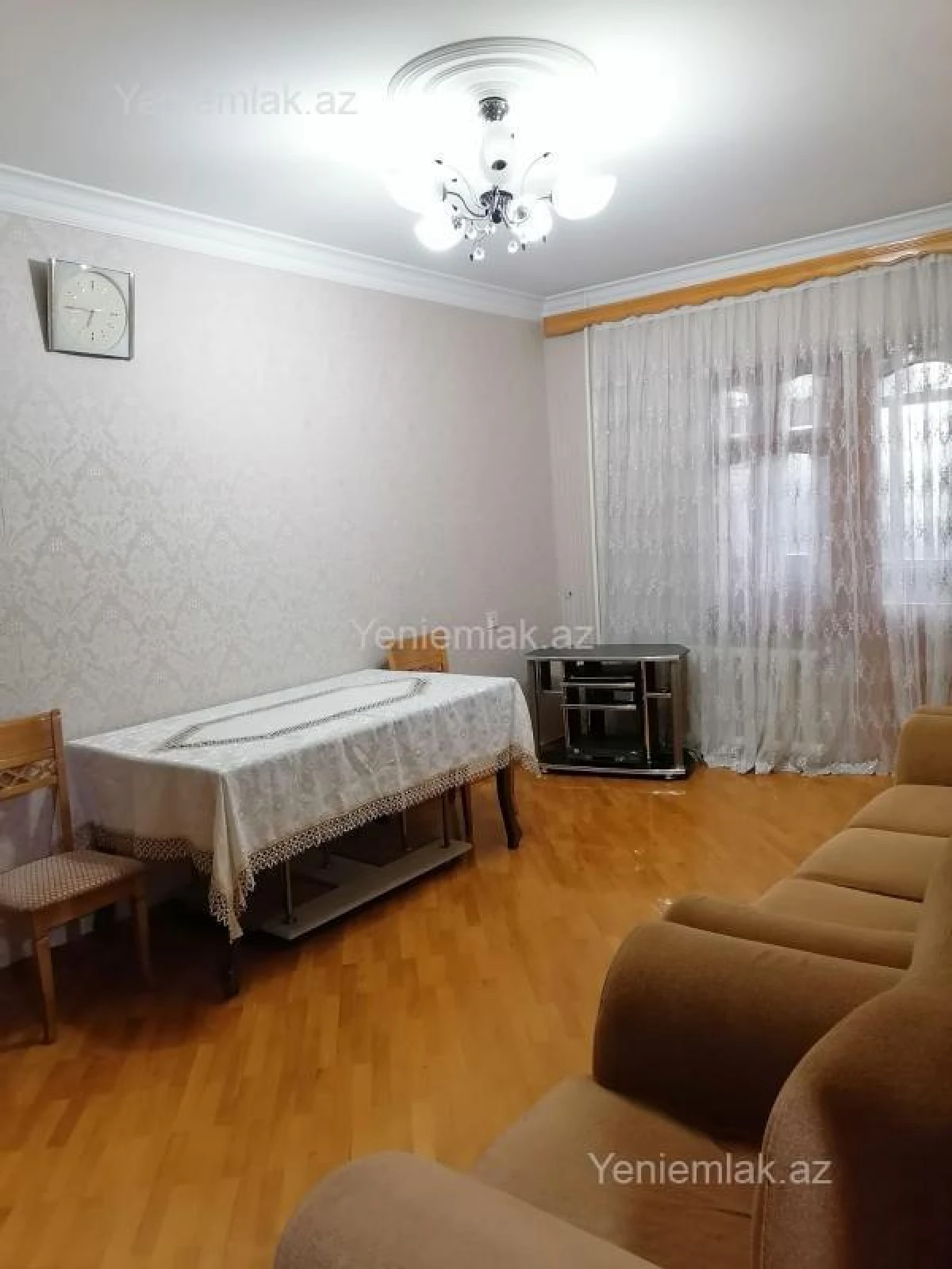 Satılır 3 otaqlı köhnə tikili 79.9 m²