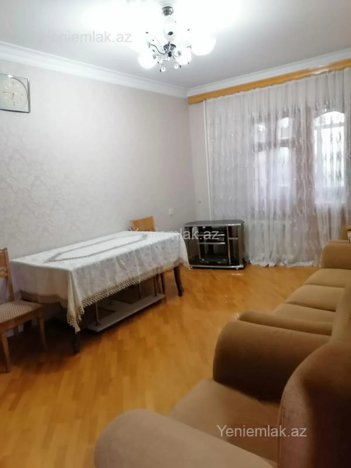 Satılır 3 otaqlı köhnə tikili 79.9 m²