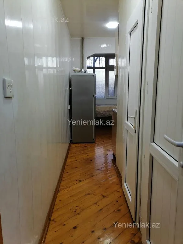 Satılır 3 otaqlı köhnə tikili 79.9 m²