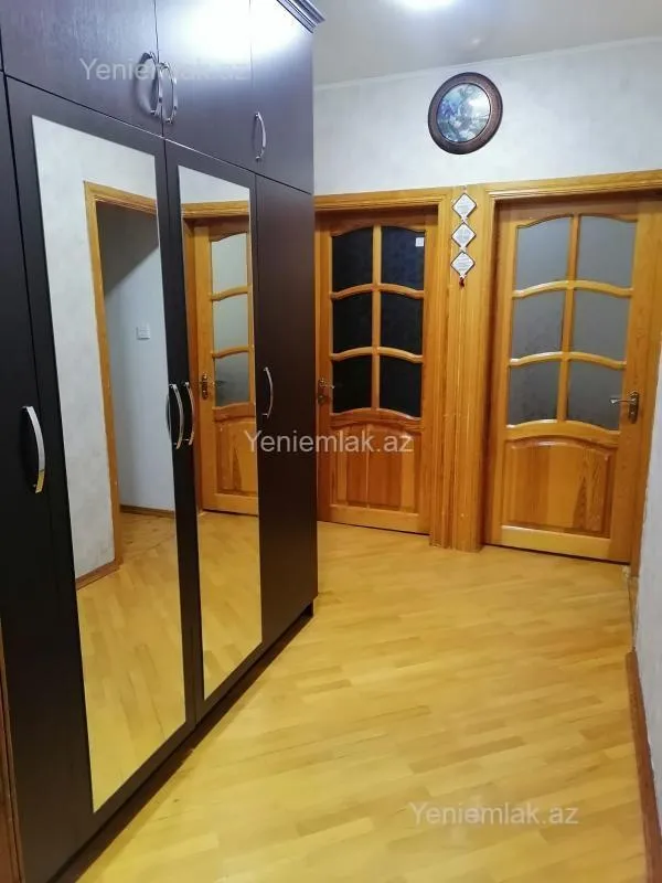 Satılır 3 otaqlı köhnə tikili 79.9 m²