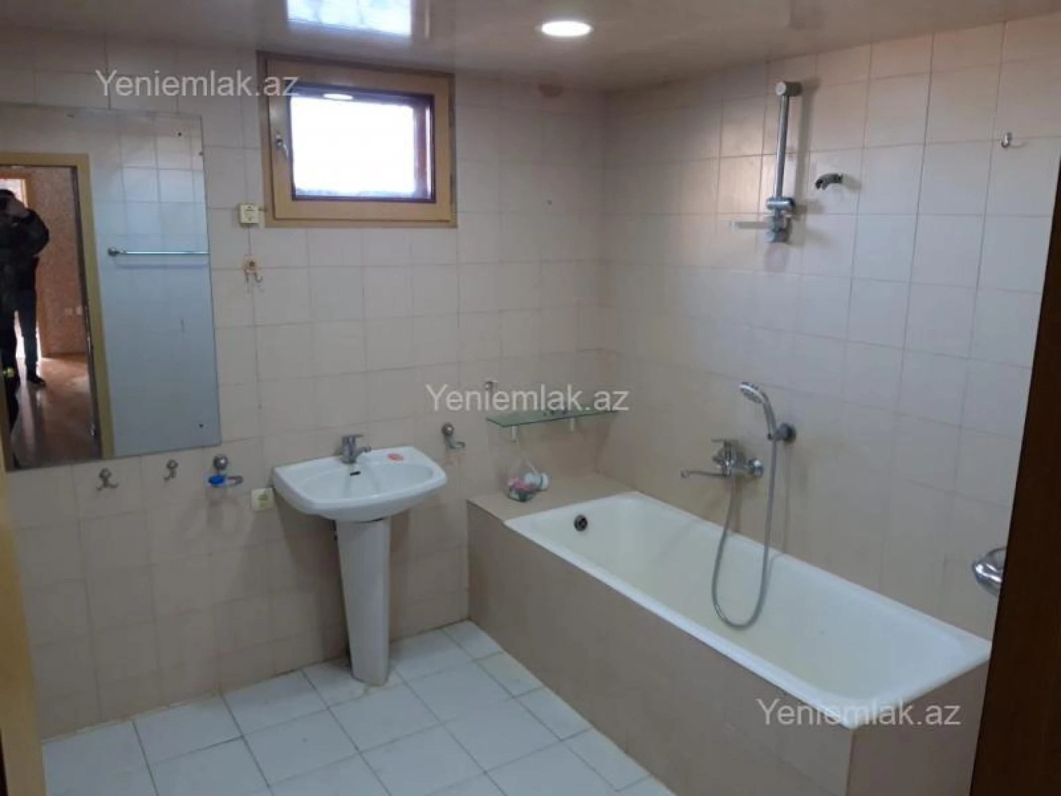 Satılır 3 otaqlı köhnə tikili 85 m²