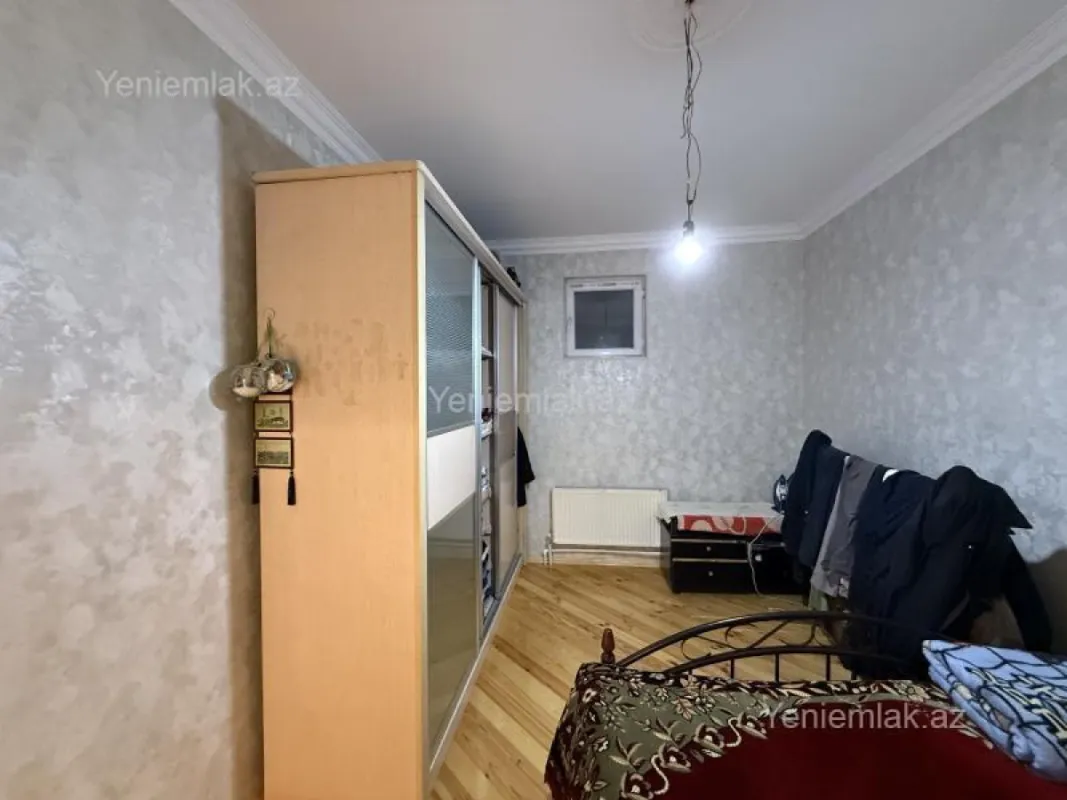 Satılır 4 otaqlı həyət evi 120 m²