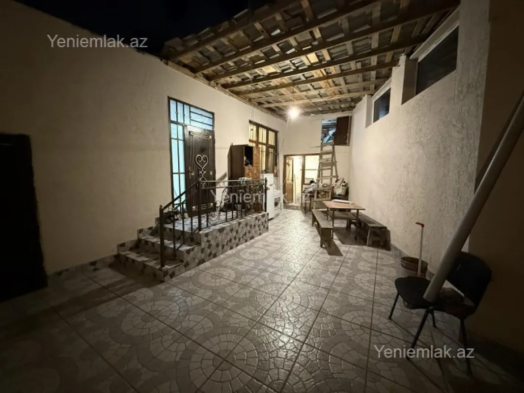 Satılır 4 otaqlı həyət evi 120 m²