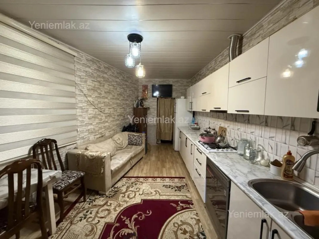 Satılır 4 otaqlı həyət evi 120 m²