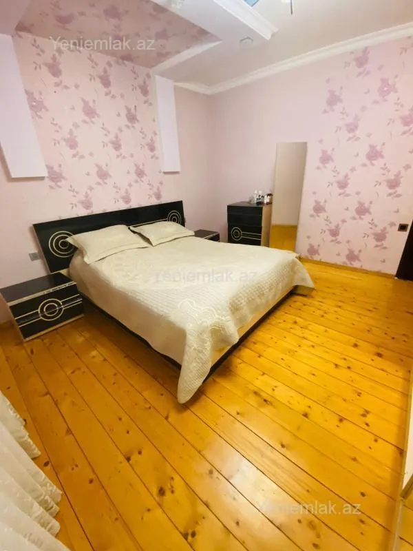 Satılır 4 otaqlı həyət evi 109.7 m²