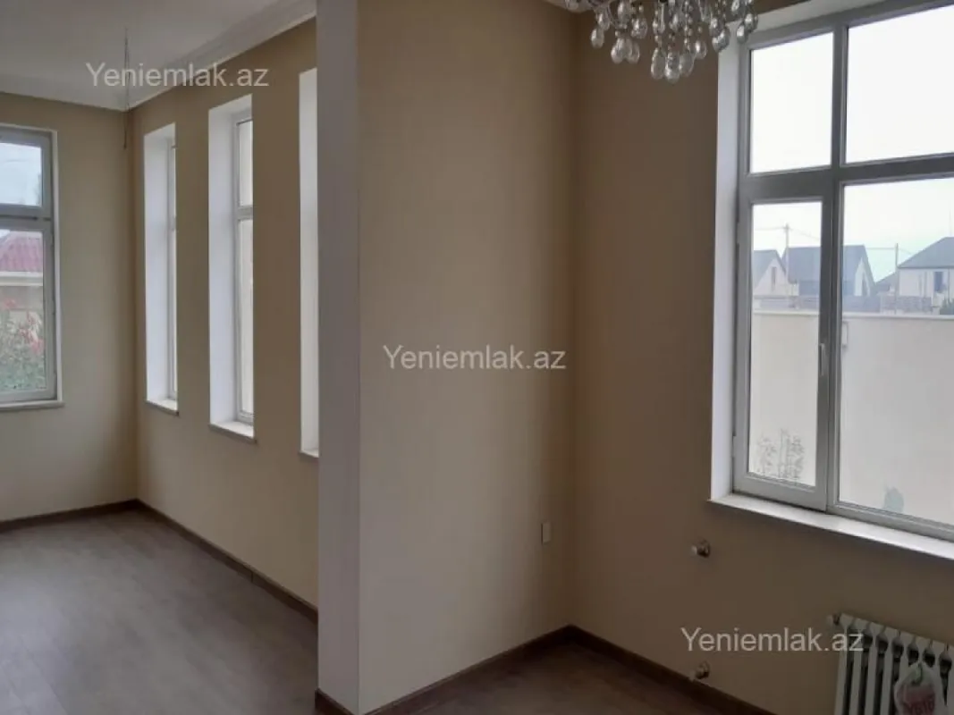 Satılır 6 otaqlı həyət evi 236 m²