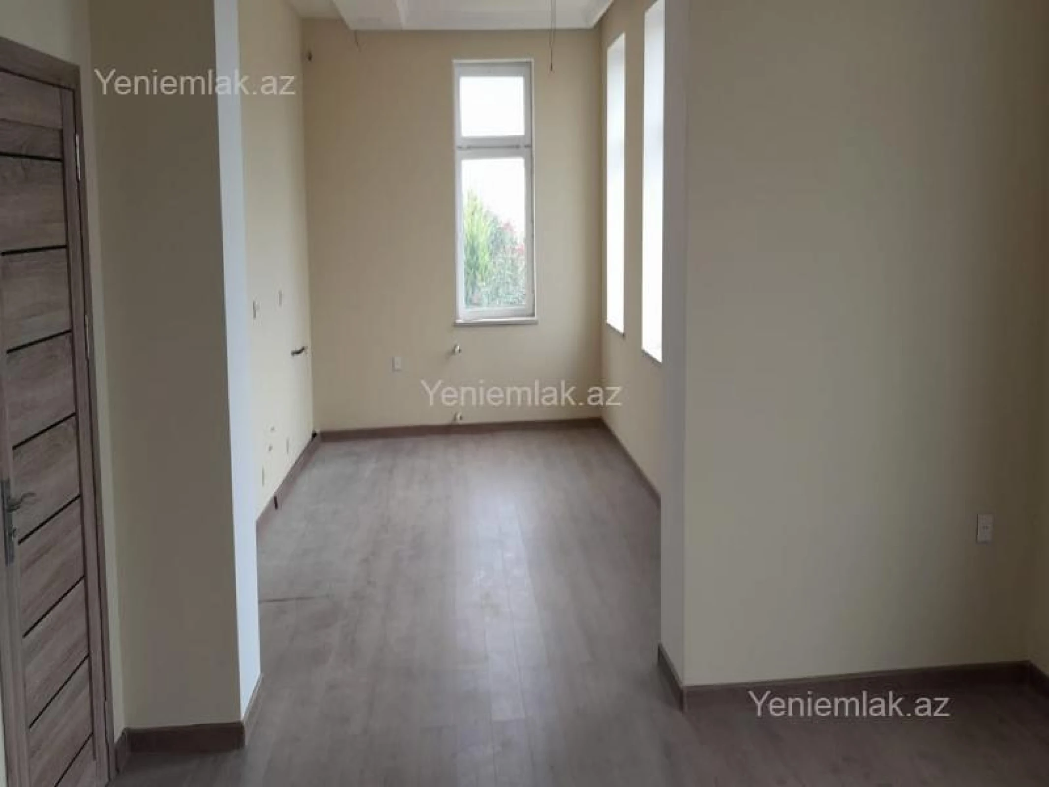 Satılır 6 otaqlı həyət evi 236 m²