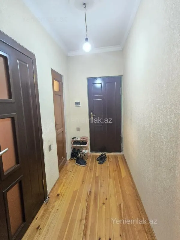 Satılır 1 otaqlı köhnə tikili 35 m²