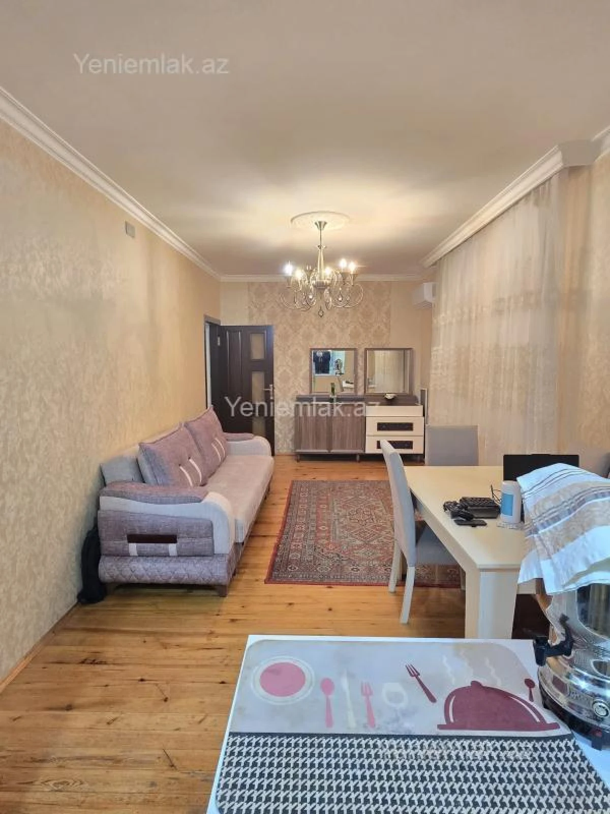 Satılır 1 otaqlı köhnə tikili 35 m²