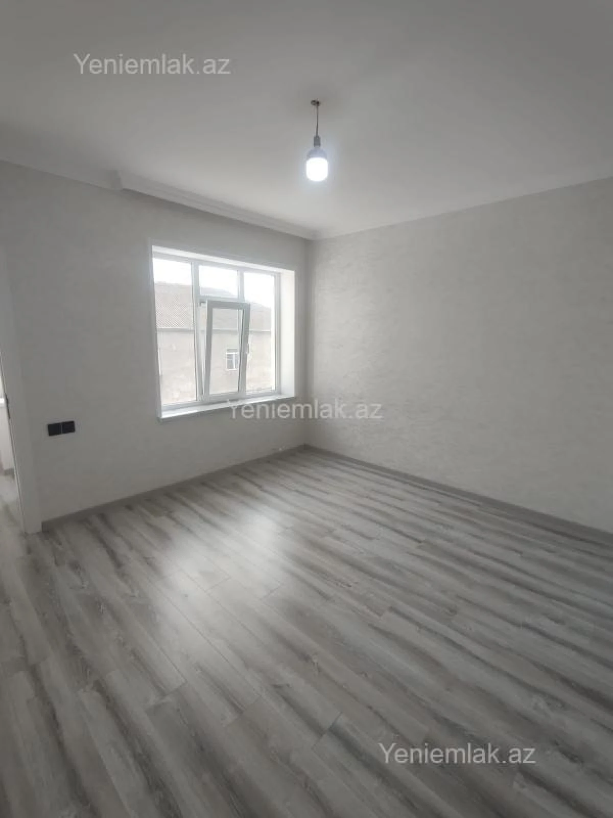 Satılır 4 otaqlı həyət evi 130 m²